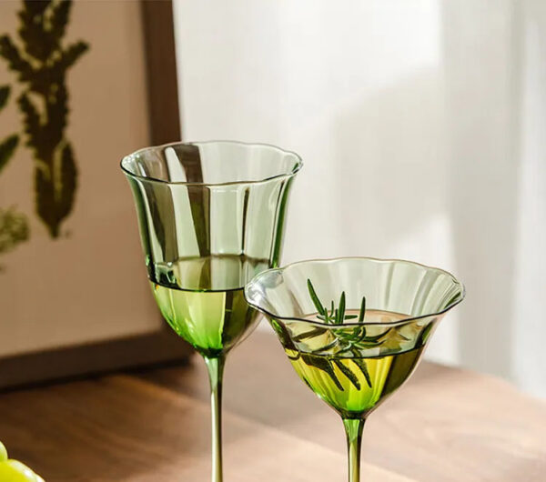 neomina Vintage Green Floral Wine Glasses – Set of 2 Elegant Crystal Tumblers - Image 5